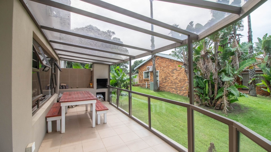 7 Bedroom Property for Sale in Marshstrand Eastern Cape